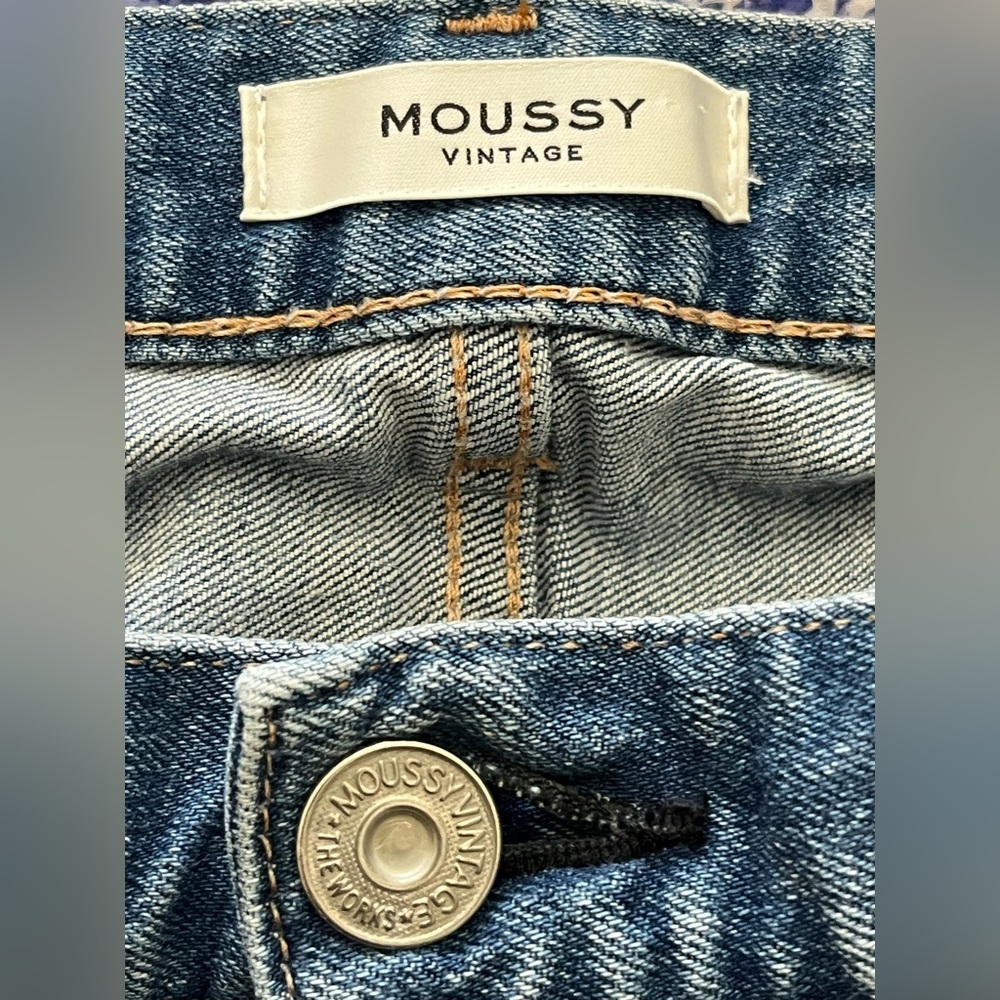 Moussy Vintage Distressed Cropped Medium Blue Jeans 29 - Picture 9 of 10